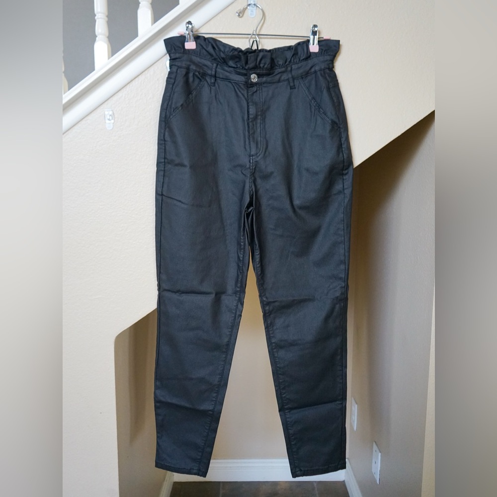 MISSGUIDED Faux Leather US 8